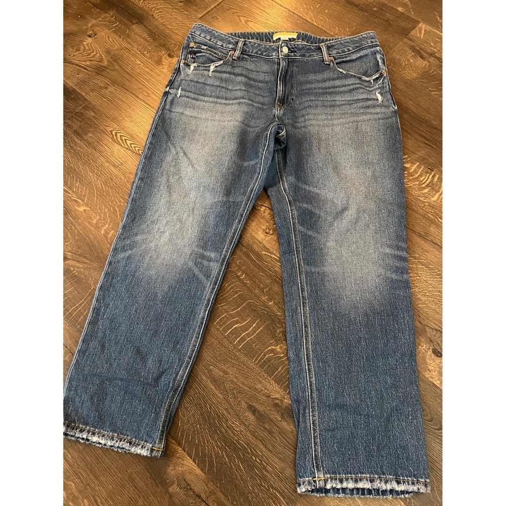 Maurices Straight Leg Jeans in Medium Blue Wash